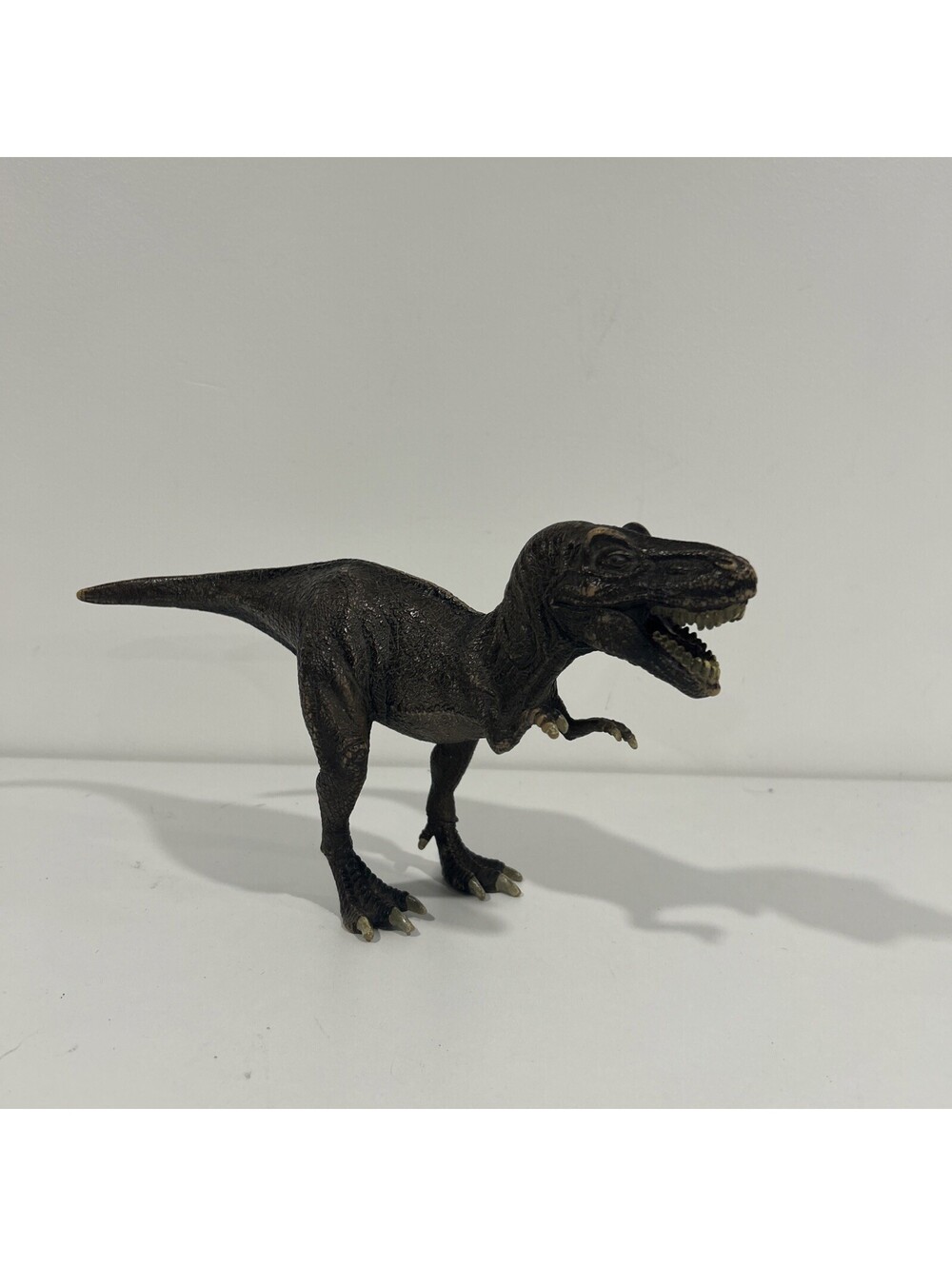 Schleich 2004 Tyrannosaurus Rex Dinosaur Toy Collectible Figure